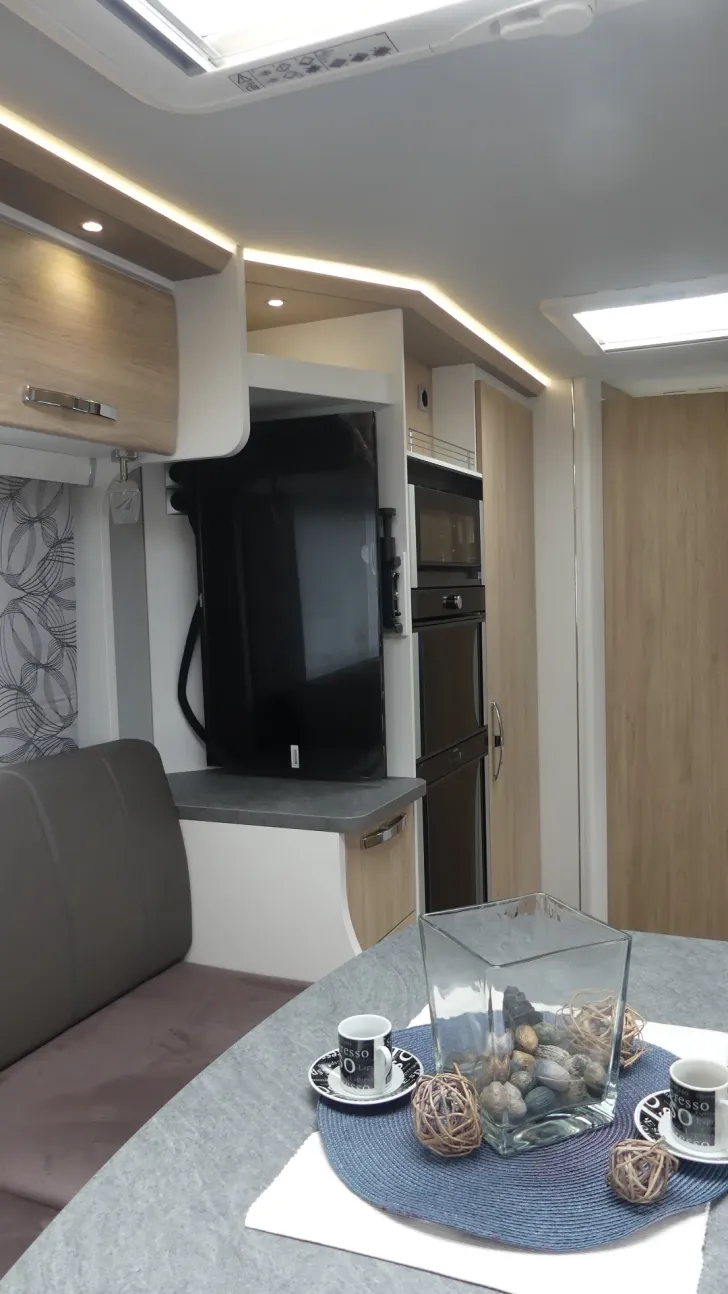 Fahrzeugbild Frankia Platin I 7400 Plus Pure #11