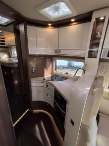 Fahrzeugbild Carthago E-LINE I 50 LE DA #10