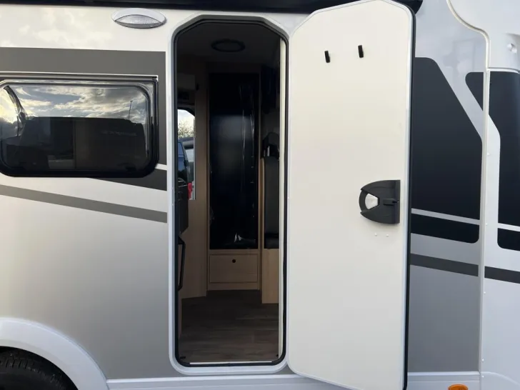 Fahrzeugbild Sunlight V 67S IC-Line Adventure Edition #7