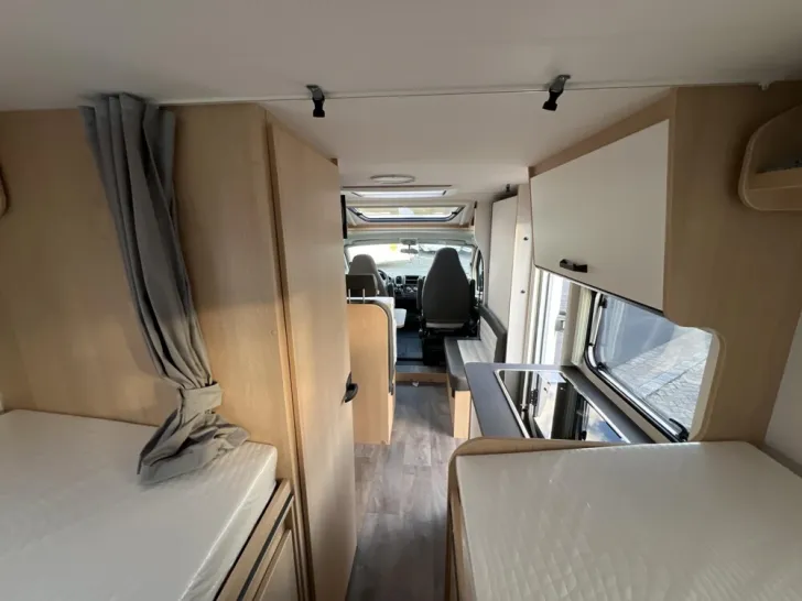 Fahrzeugbild Sunlight V 67S IC-Line Adventure Edition #19