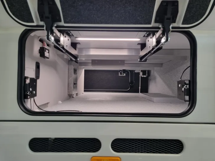 Fahrzeugbild Morelo Empire Liner 98 MB #12