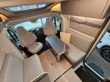 Fahrzeugbild LMC Cruiser T750 EF 180 PS, 4,4tn, 3e+4e Sitzplatz #6