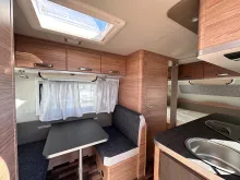 Fahrzeugbild Weinsberg CaraOne 420 QD Fußbodenheizung, 1.350kg #7