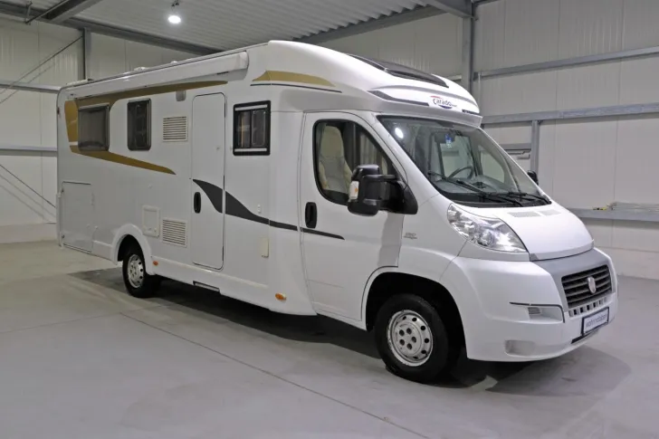 Fahrzeugbild Carado T 449 H/Quensbett/Garage/Klima/Markise #1