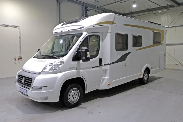 Fahrzeugbild Carado T 449 H/Quensbett/Garage/Klima/Markise #2