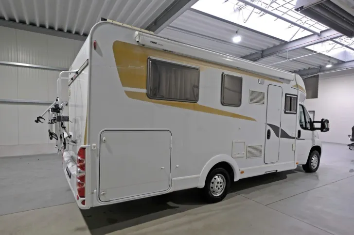 Fahrzeugbild Carado T 449 H/Quensbett/Garage/Klima/Markise #4