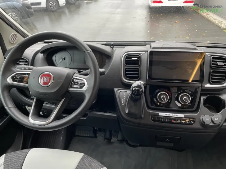 Fahrzeugbild Yucon 60B Aufstelldach / Solar / Außendusche #6