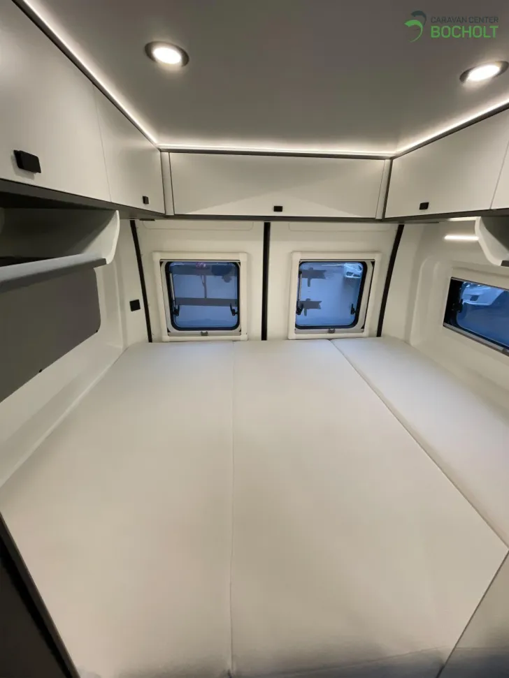 Fahrzeugbild Yucon 60B Aufstelldach / Solar / Außendusche #12