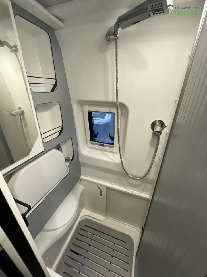 Fahrzeugbild Yucon 60B Aufstelldach / Solar / Außendusche #13