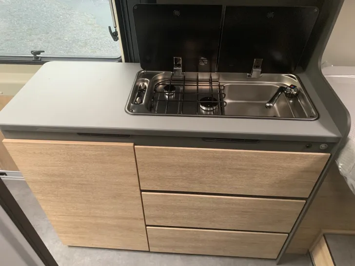 Fahrzeugbild Dethleffs Globetrail 640 ES 140PS+Automatik+Ducato* #9