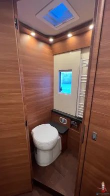 Fahrzeugbild Carthago chic c-line xl I I 5.9 LE Mercedes (228) #36