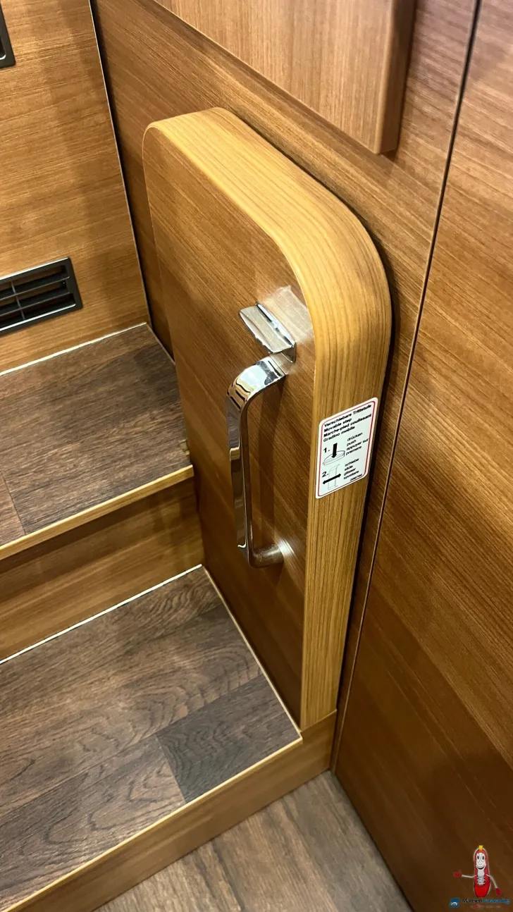 Fahrzeugbild Carthago chic c-line xl I I 5.9 LE Mercedes (228) #40