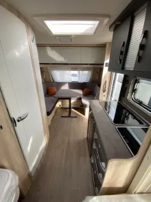Fahrzeugbild Hobby De Luxe 460 LU #8