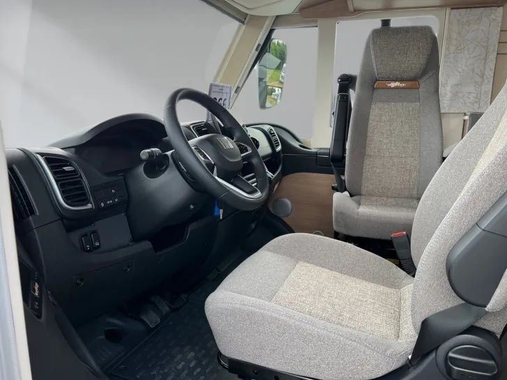 Fahrzeugbild Carthago C1-tourer I 143 KB LE comfort Fiat (266) #8