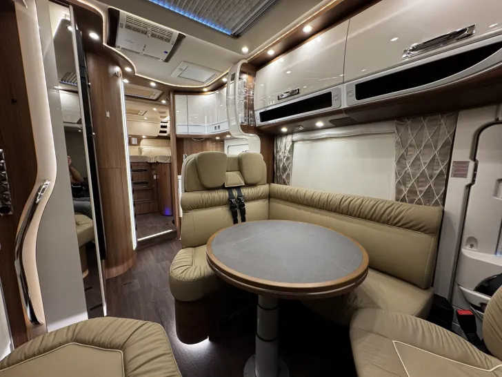 Fahrzeugbild Carthago chic e-line I 50 LE DA Fiat (251) #14