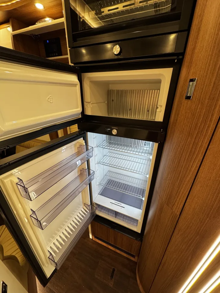 Fahrzeugbild Carthago chic e-line I 50 LE DA Fiat (251) #21