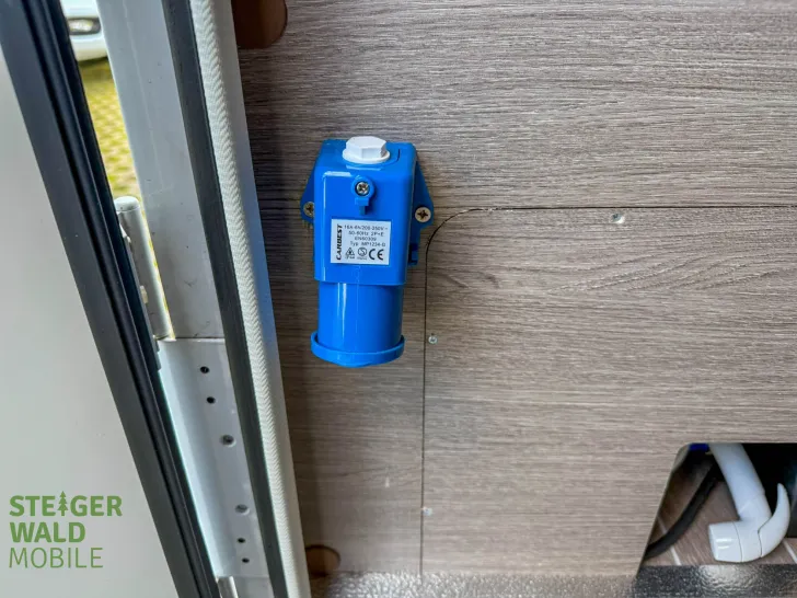 Fahrzeugbild Roller Team ZEFIRO 287 INTEGRAL 180PS, DACHKLIMA; TV SAT #10