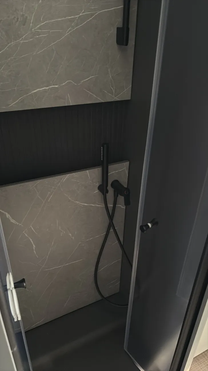 Dusche Hymer B-Klasse MC I 680 Sofort verfügbar
