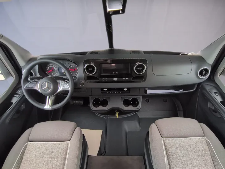 Fahrzeugbild Malibu GENIUS 641 LE #8