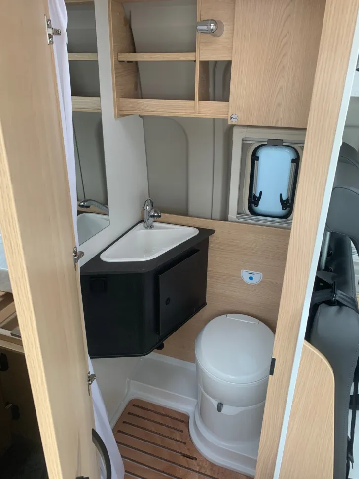 Fahrzeugbild Sunlight Camper Van CLIFF 602 Adventure Edition Expedition grau+Fiat 140 PS* #9