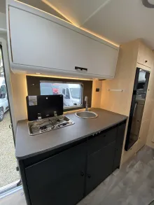 Fahrzeugbild Sunlight A 70 Automatik #9