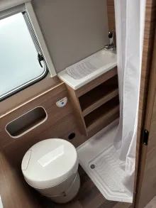 Fahrzeugbild Weinsberg CaraHome 650 MEG sofort verfügbar #12