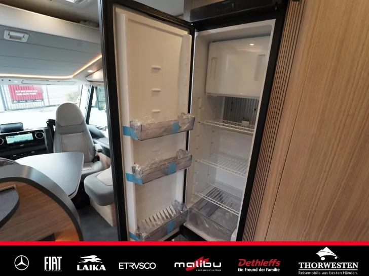 Fahrzeugbild Malibu I 450 RB LE comfort Mercedes MJ 2026 DISTRONIC #17