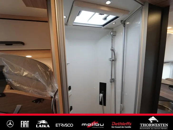 Fahrzeugbild Malibu I 450 RB LE comfort Mercedes MJ 2026 DISTRONIC #22