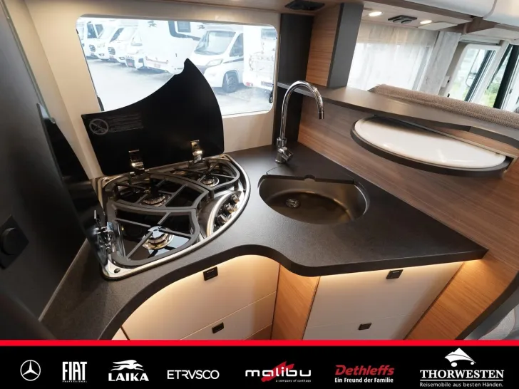 Fahrzeugbild Malibu I 450 RB LE comfort Mercedes MJ 2026 DISTRONIC #33