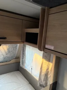 Fahrzeugbild Weinsberg CaraOne 390 QD Auflastung 1350 kg #6