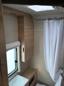 Fahrzeugbild Weinsberg CaraOne 390 QD Auflastung 1350 kg #10