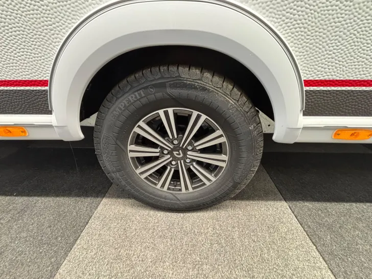 Fahrzeugbild Dethleffs CAMPER 520 ELT #3
