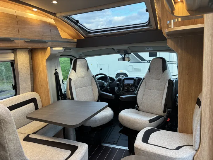 Fahrzeugbild Knaus Sky TI 650 MEG IC-Line-Vollausstattung! Aut. #4
