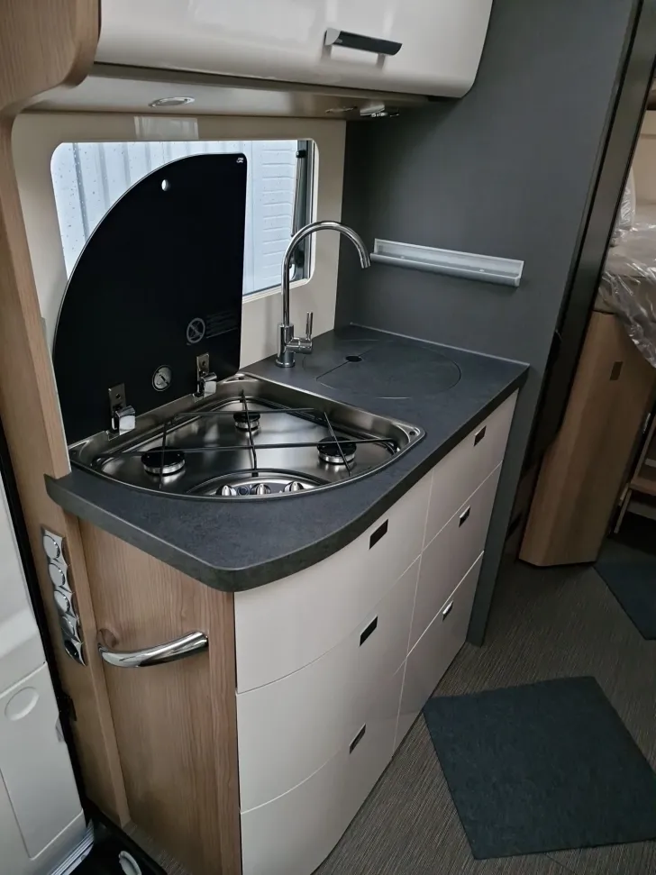 Fahrzeugbild Carthago C1-TOURER T 143 KB-LE #11