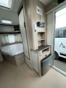 Fahrzeugbild Bürstner Premio 455 TS 1600 kg / Black Forest / Gasaußen #6