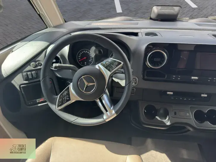 Fahrzeugbild Malibu I 490 RB LE Mercedes Comfort #8