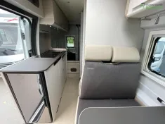 Bild 9 Bürstner Lineo C 590