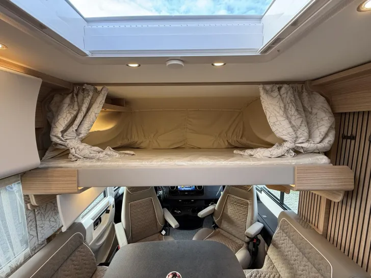 Fahrzeugbild Malibu I 450 RB LE comfort Mercedes #9