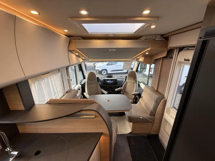 Fahrzeugbild Malibu I 450 RB LE comfort Mercedes #16