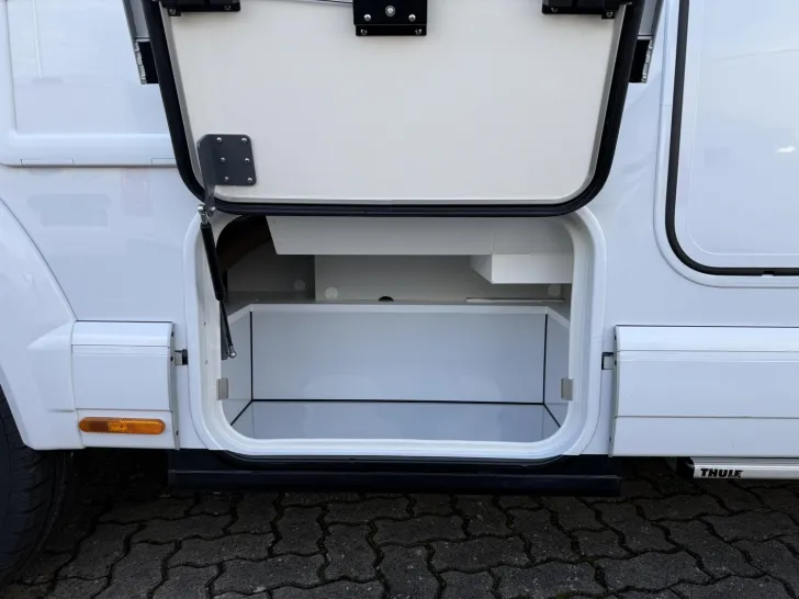 Fahrzeugbild Malibu I 450 RB LE comfort Mercedes #24