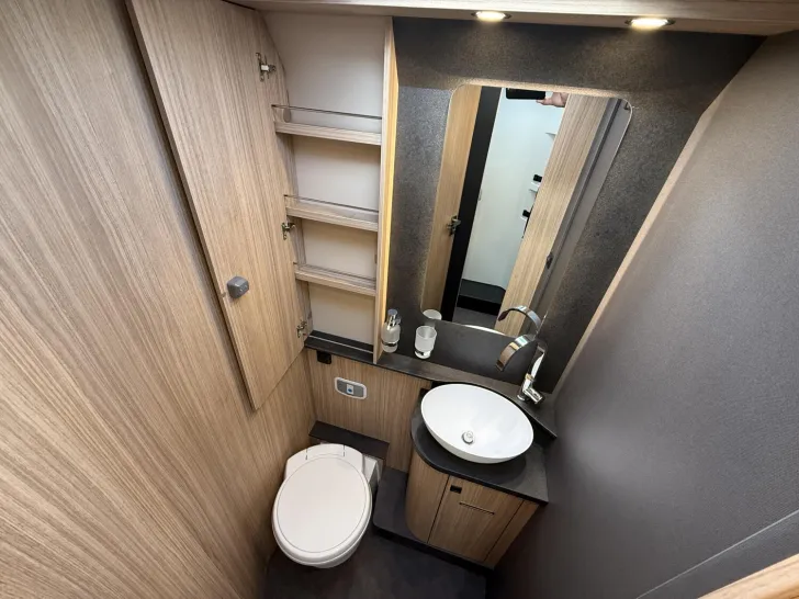 Fahrzeugbild Malibu I 450 RB LE comfort Mercedes #30