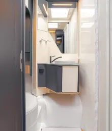 Fahrzeugbild Laika Kosmo L 319 *SIE SPAREN 14.526* #13