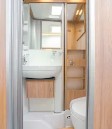 Fahrzeugbild Laika Ecovip H 2109 *SIE SPAREN 24.340* #12