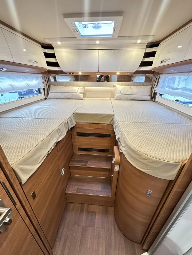 Fahrzeugbild Carthago chic c-line T  4.9 LE #11