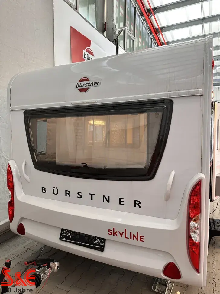 Fahrzeugbild Bürstner Premio 460 TS #2