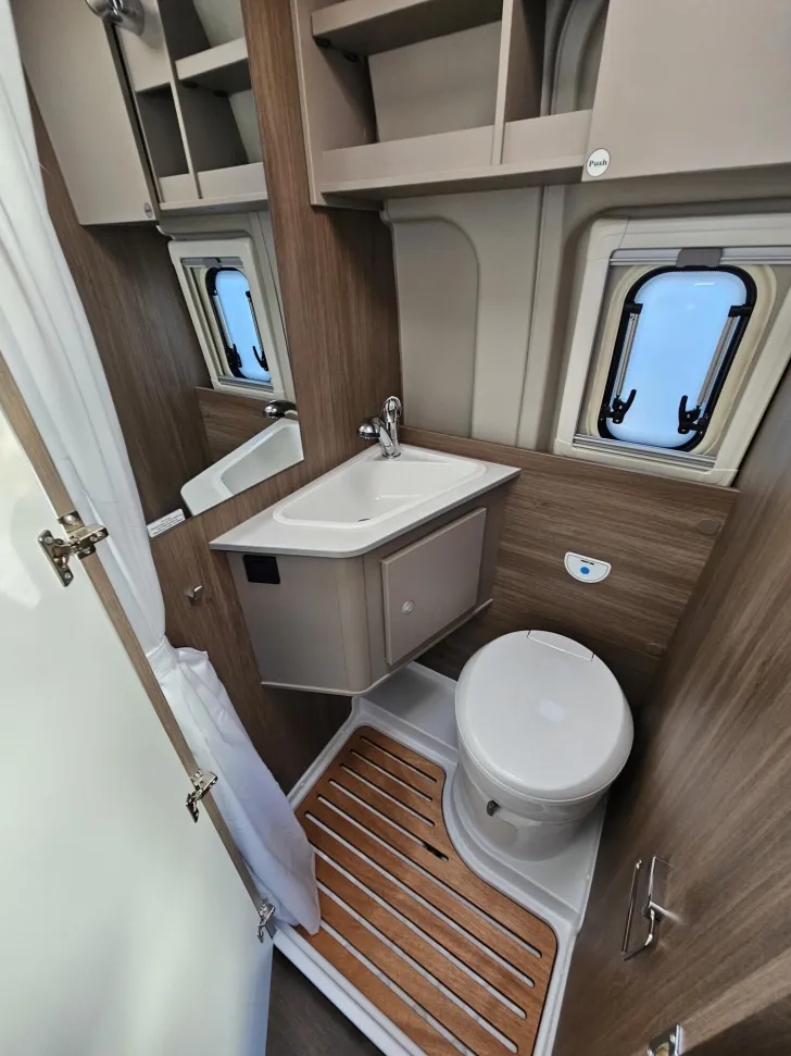 Fahrzeugbild Carado pro CV 540 Preisaktion26|Auto|NAVI/RFK|DieselHzg #9