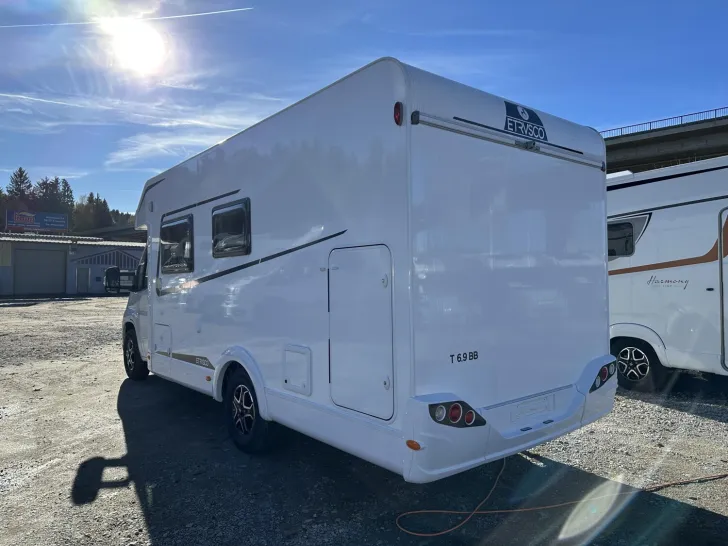 Fahrzeugbild Etrusco T-Modell Base 6.9 BB Primavera| Markise | Kamera #3