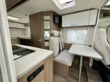 Fahrzeugbild Carado VAN V337 Pro+ Highlight 4579 Euro gespart #4