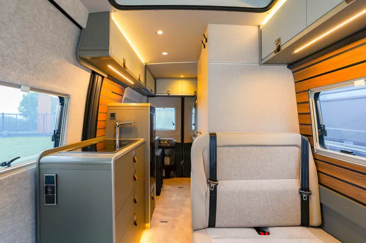 Fahrzeugbild Hymer Grand Canyon S 600 **PREISVORTEIL: 16.070 EURO** #8