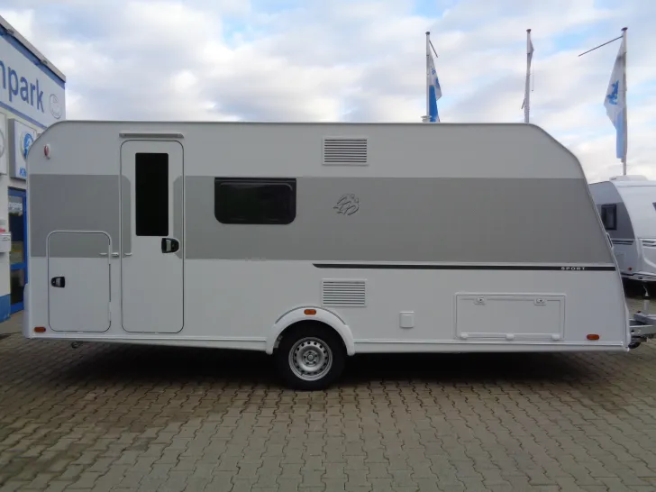 Fahrzeugbild Knaus Sport 500 QDK Modell 2027 mit Garagentür #5